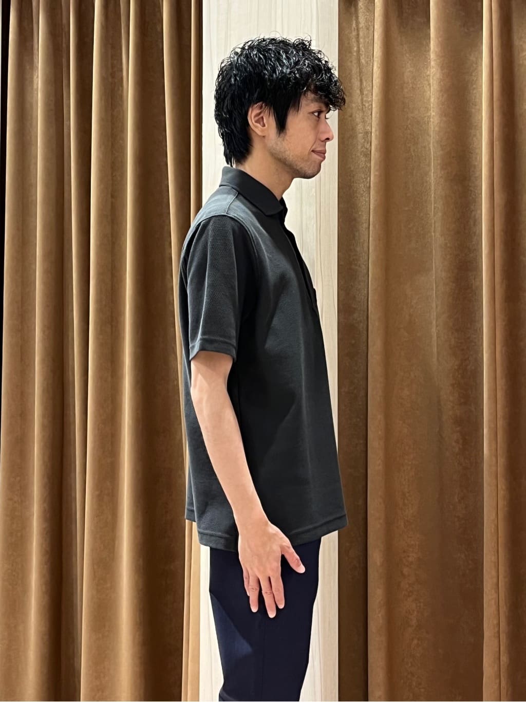 URAさんの「TAKEO KIKUCHI｜【抗菌防臭／9色5サイズ展開】ハニカムメランジ ポロシャツ」を使ったコーディネート