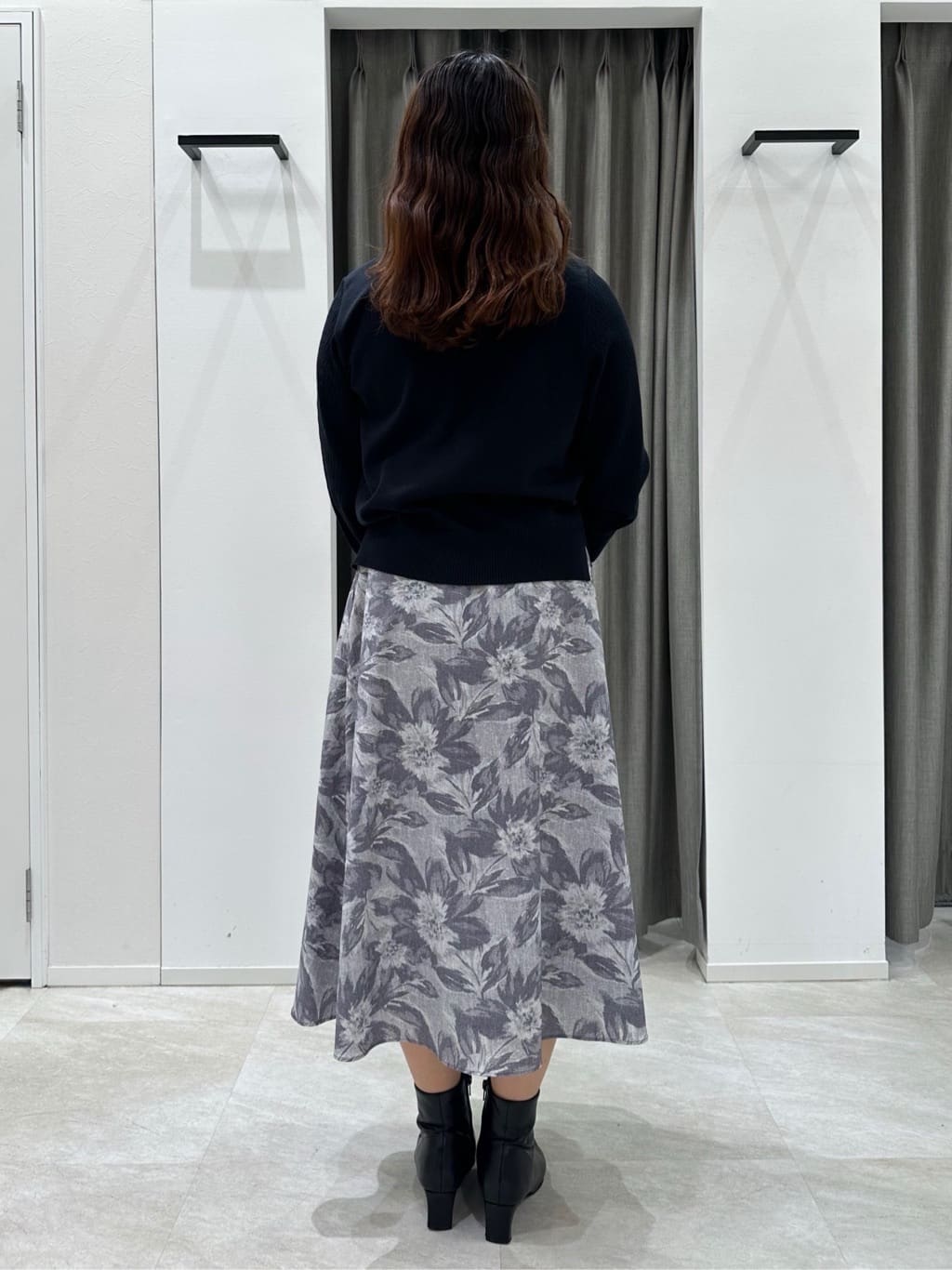 kimiさんの「UNTITLED｜◆【マシンウォッシュ可】デニムフラワーフレアスカート」を使ったコーディネート