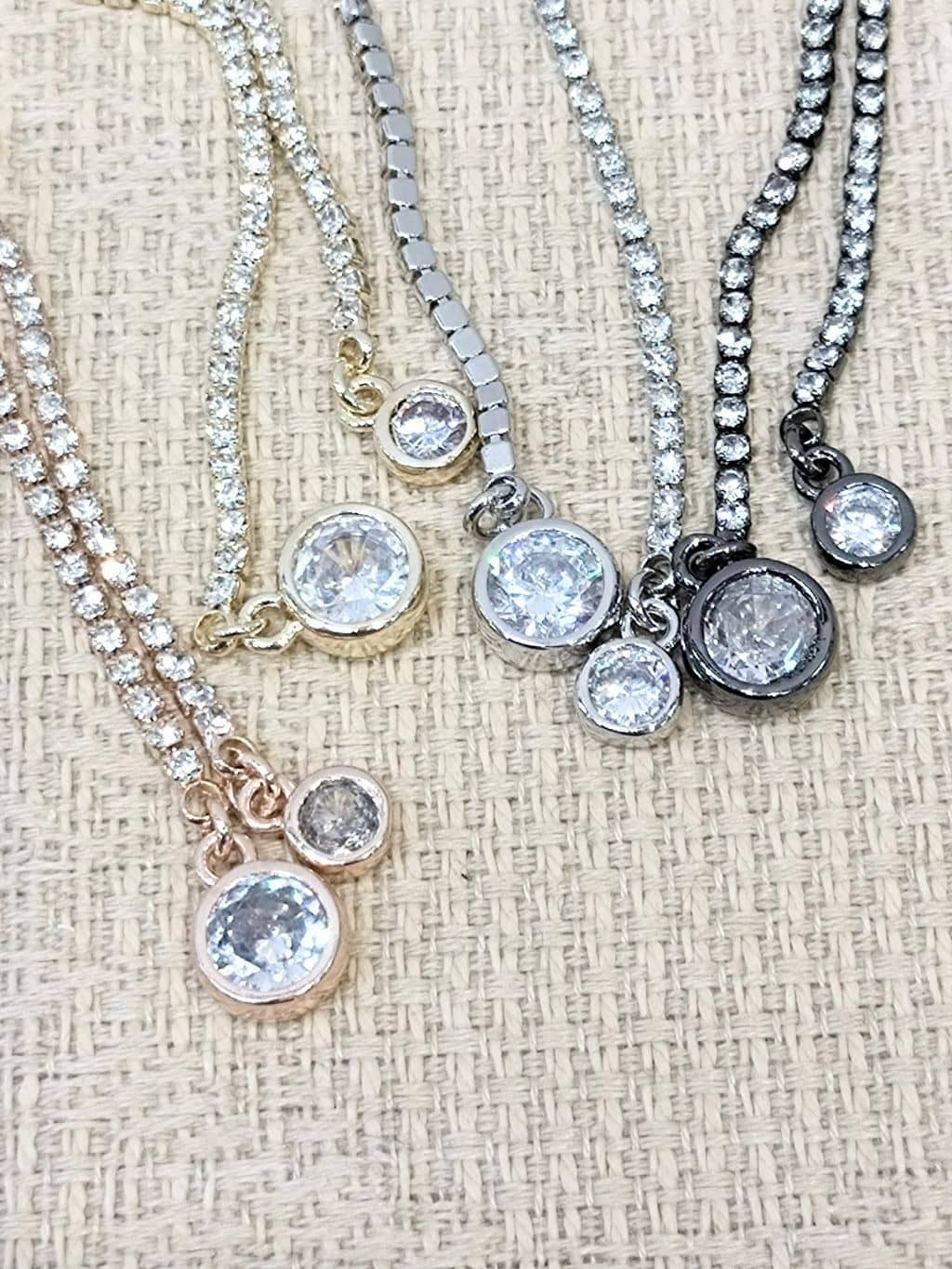 yuzuyamamaさんの「SHOO･LA･RUE｜◆ダイヤレーンネックレス」を使ったコーディネート