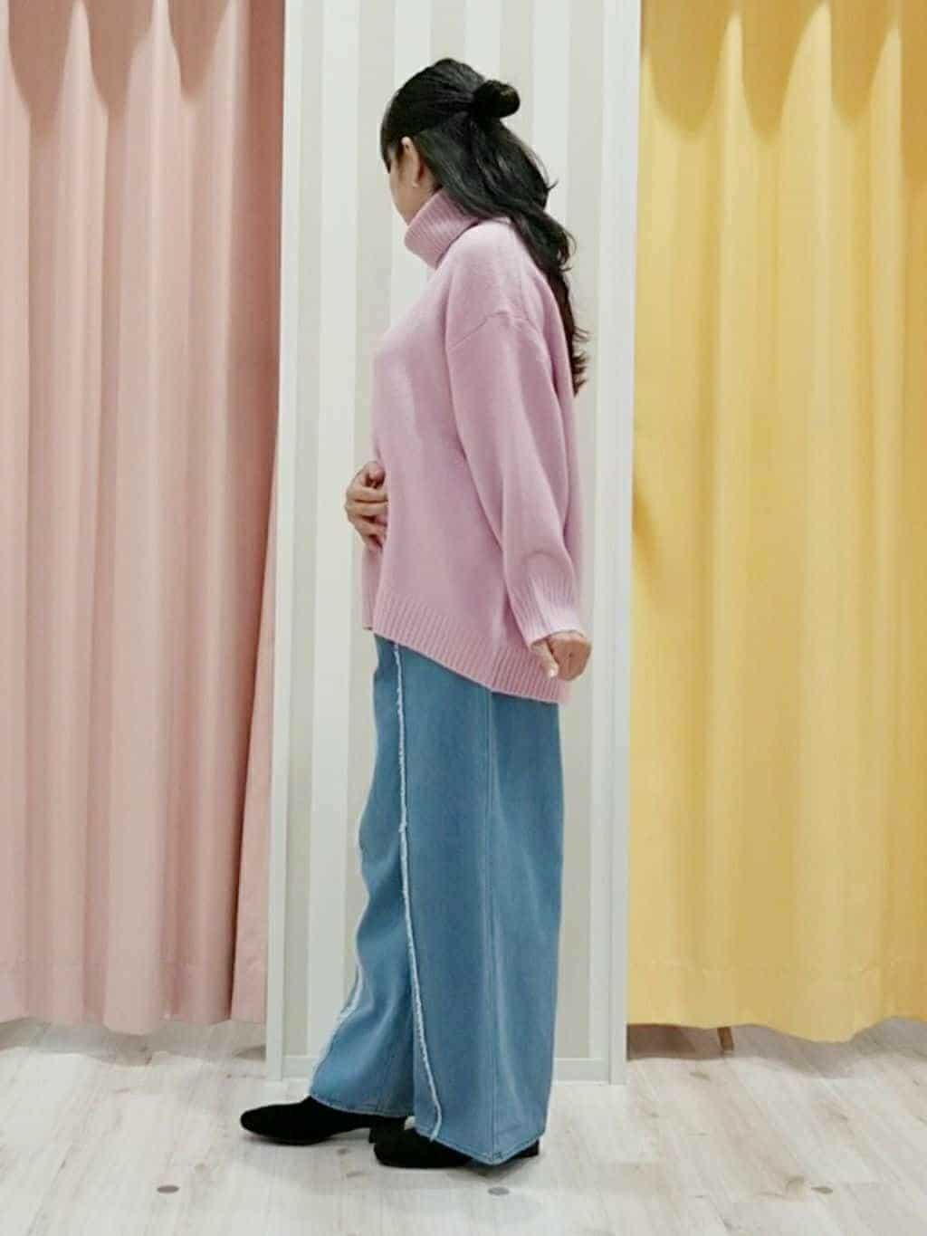 かずみさんの「SHOO･LA･RUE｜◆【セレモニー】ビジューレーンハーフループイヤーアクセ」を使ったコーディネート