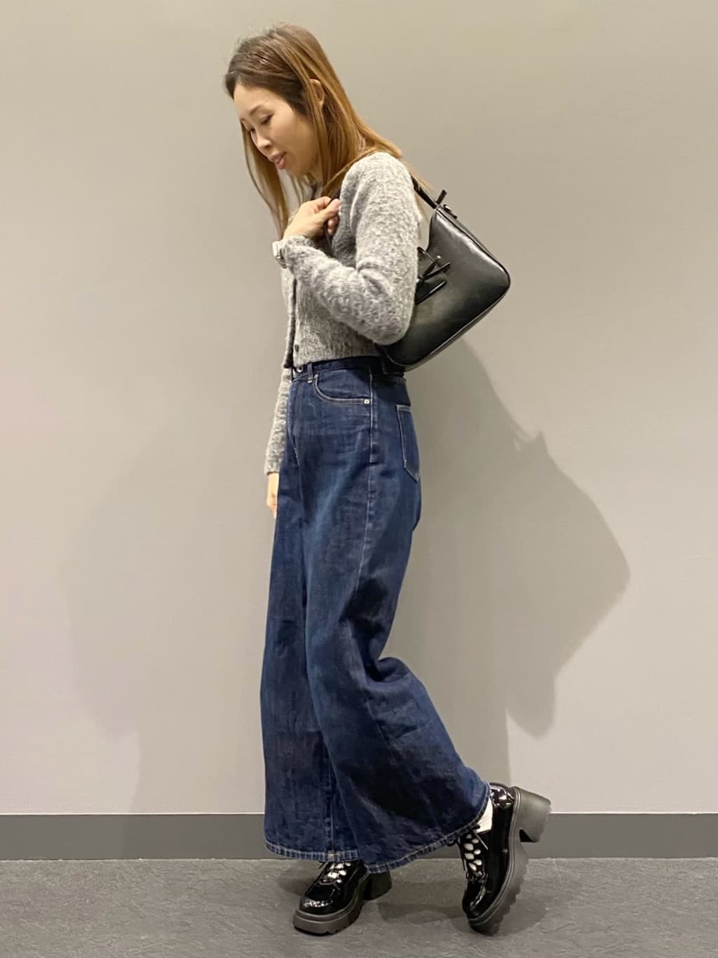 hiraさんの「ESPERANZA｜厚底 レースアップパンプス」を使ったコーディネート