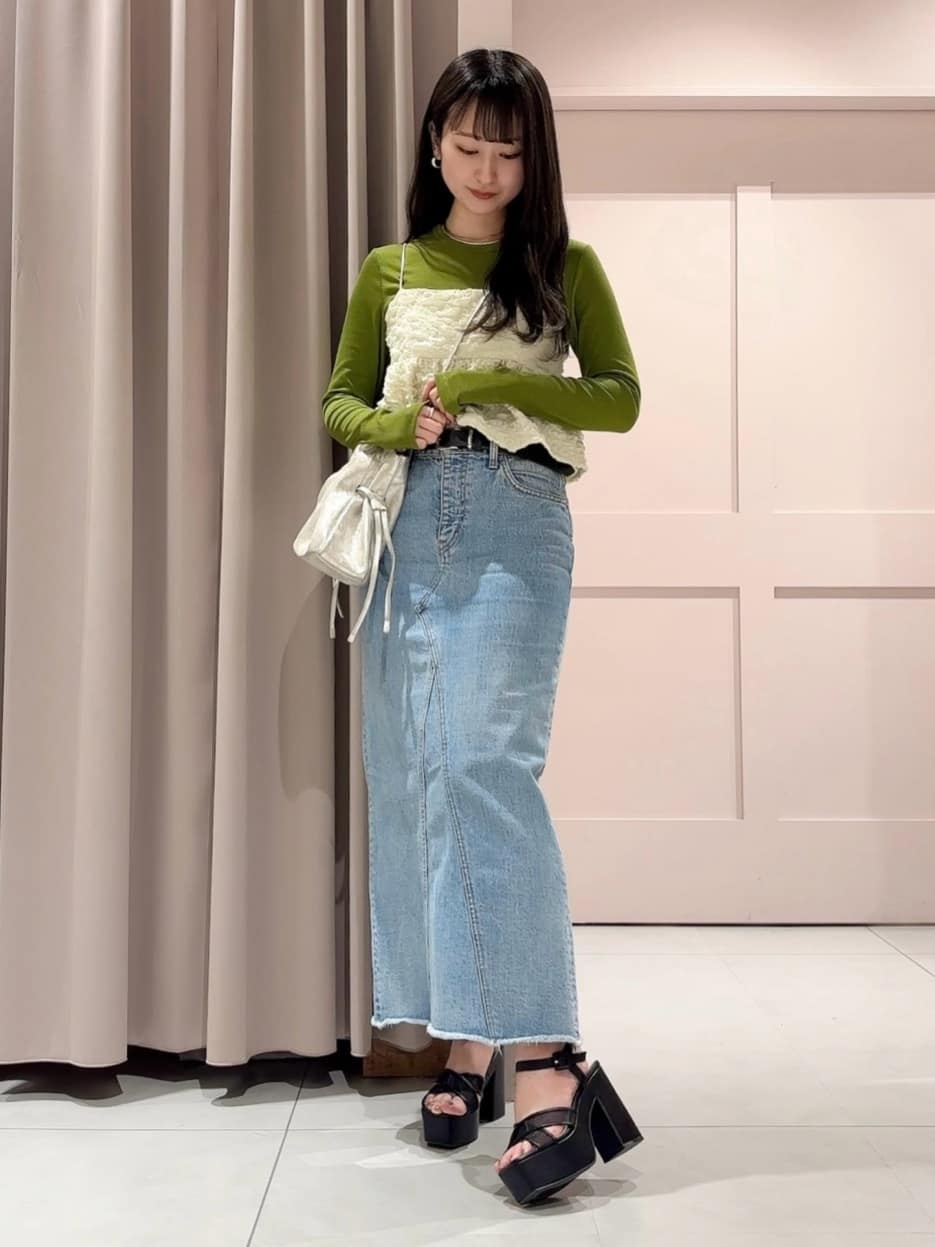 RINAさんの「ESPERANZA｜ラク盛り厚底サンダルⅢ」を使ったコーディネート