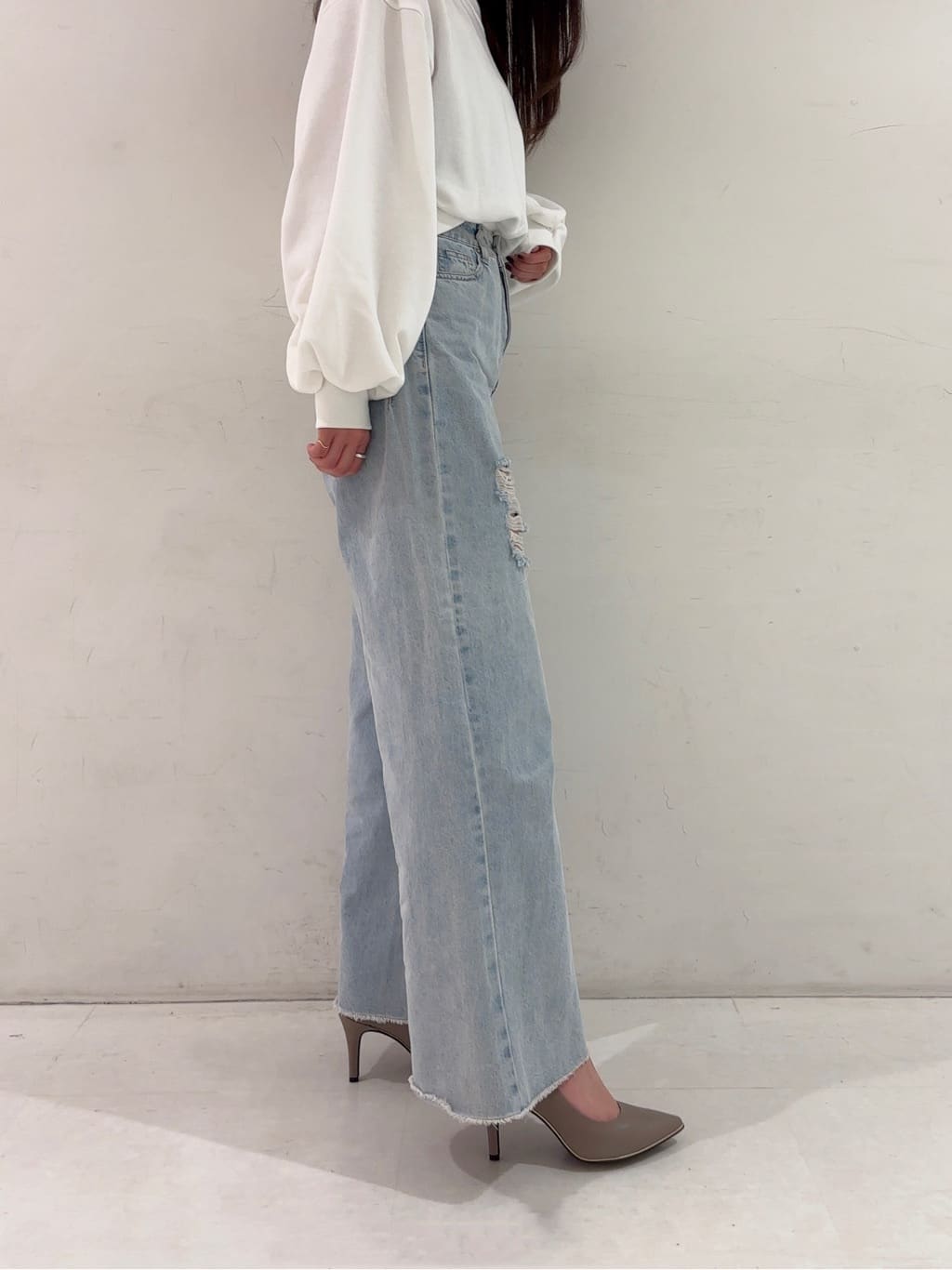 RINAさんの「ESPERANZA｜【レイン対応/12時間パンプス】約8.5cm　歩きやすくて疲れにくい」を使ったコーディネート