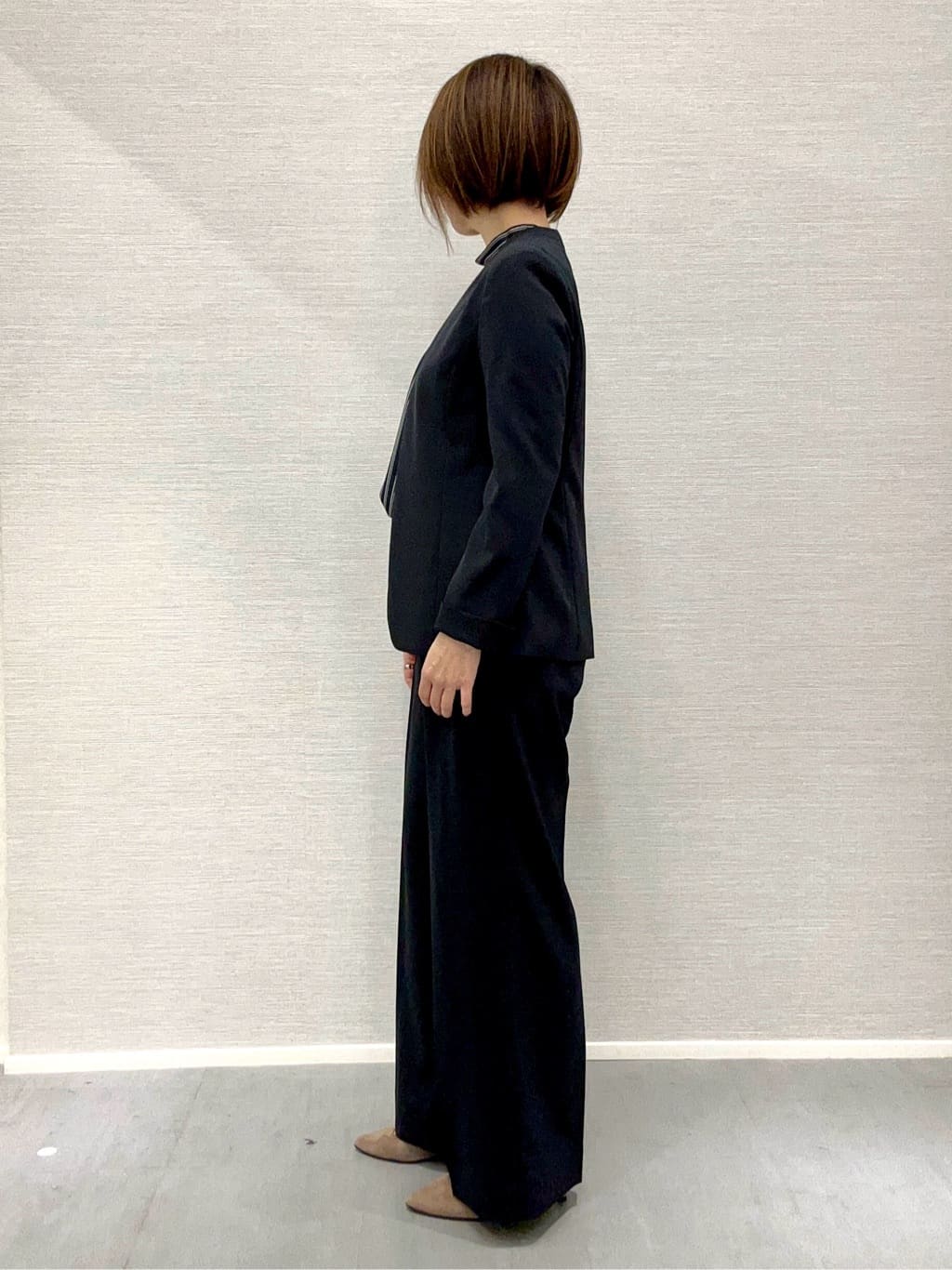 Shinakoさんの「UNTITLED｜【洗える／UVケア／スーツ】ストレッチワイドパンツ」を使ったコーディネート