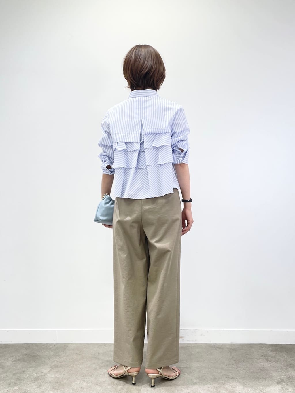 KAYOさんの「UNTITLED｜◆【MARILYN MOON】レイヤードラッフルブラウス」を使ったコーディネート