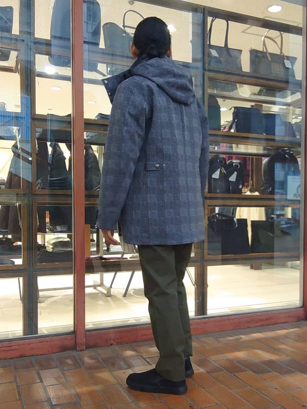 かしげるさんの「TAKEO KIKUCHI｜【全7サイズ&times;8色展開！】トップマルチヘリンボン パンツ」を使ったコーディネート