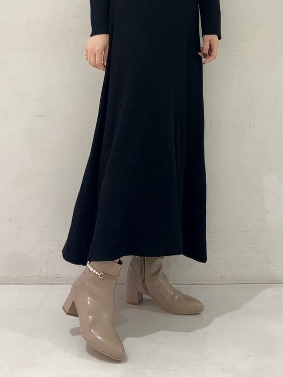 RINAさんの「ESPERANZA｜洗えるシンプルカラーストール 累計販売約5000枚【防寒／マフラー／無地／ギフト】」を使ったコーディネート
