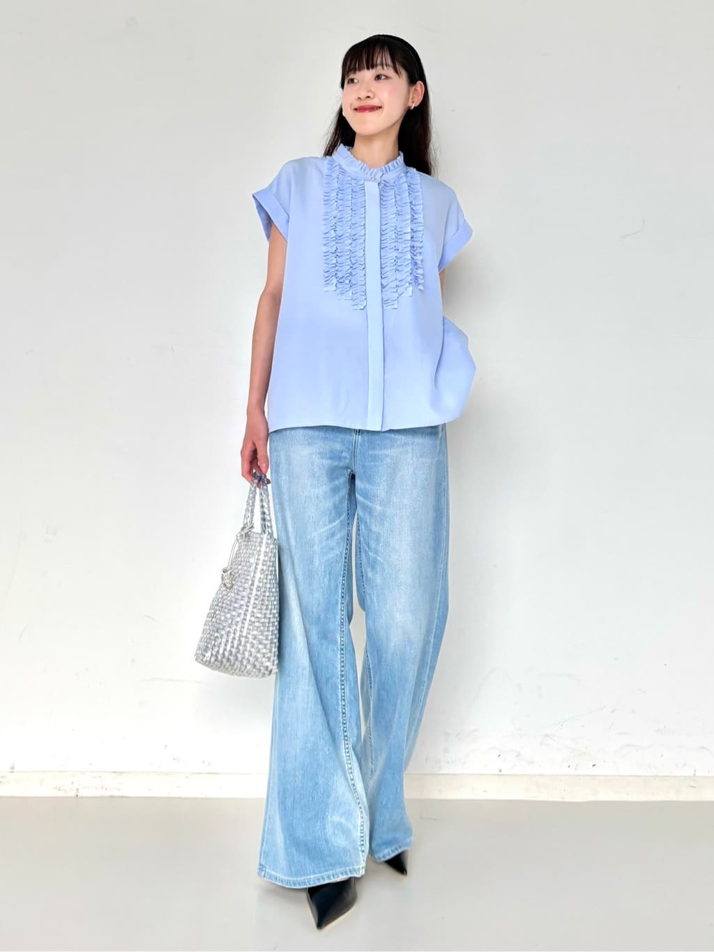 kaaiさんの「UNTITLED｜メタリックメッシュトート」を使ったコーディネート