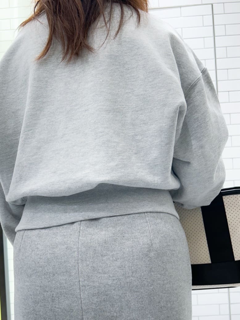 chicchi♪さんの「OPAQUE.CLIP｜◆刺繍ロゴスウェット【洗濯機洗い可】」を使ったコーディネート