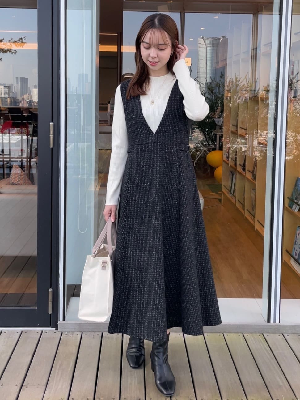 NATSUMIさんの「grove｜【Lee別注】スクエアA4 2WAYトート【A4サイズ収納可】」を使ったコーディネート