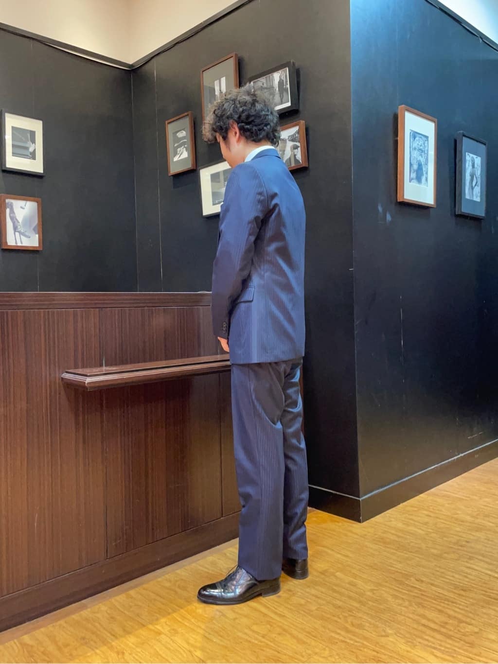 KEIさんの「TAKEO KIKUCHI｜【ナローモデル】シャイニー ヘリンボン ストライプ スーツ/3ピース対応可」を使ったコーディネート