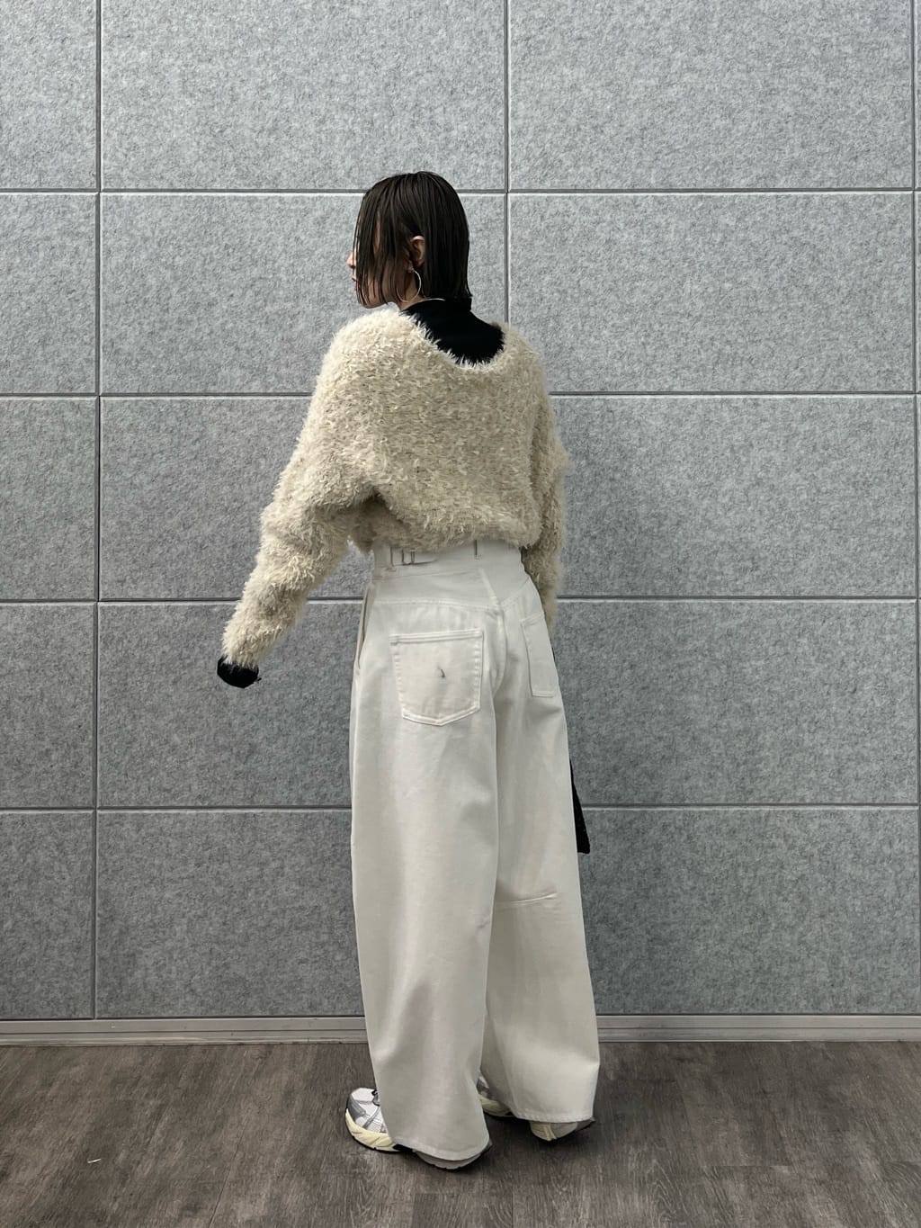 kotakiさんの「INDIVI｜ハイウエストカーブデニム」を使ったコーディネート