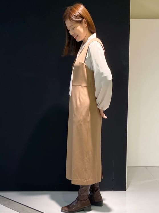 shihoさんの「COUP DE CHANCE｜【一枚着／ジャケットイン】女性らしい細ボウタイブラウス」を使ったコーディネート