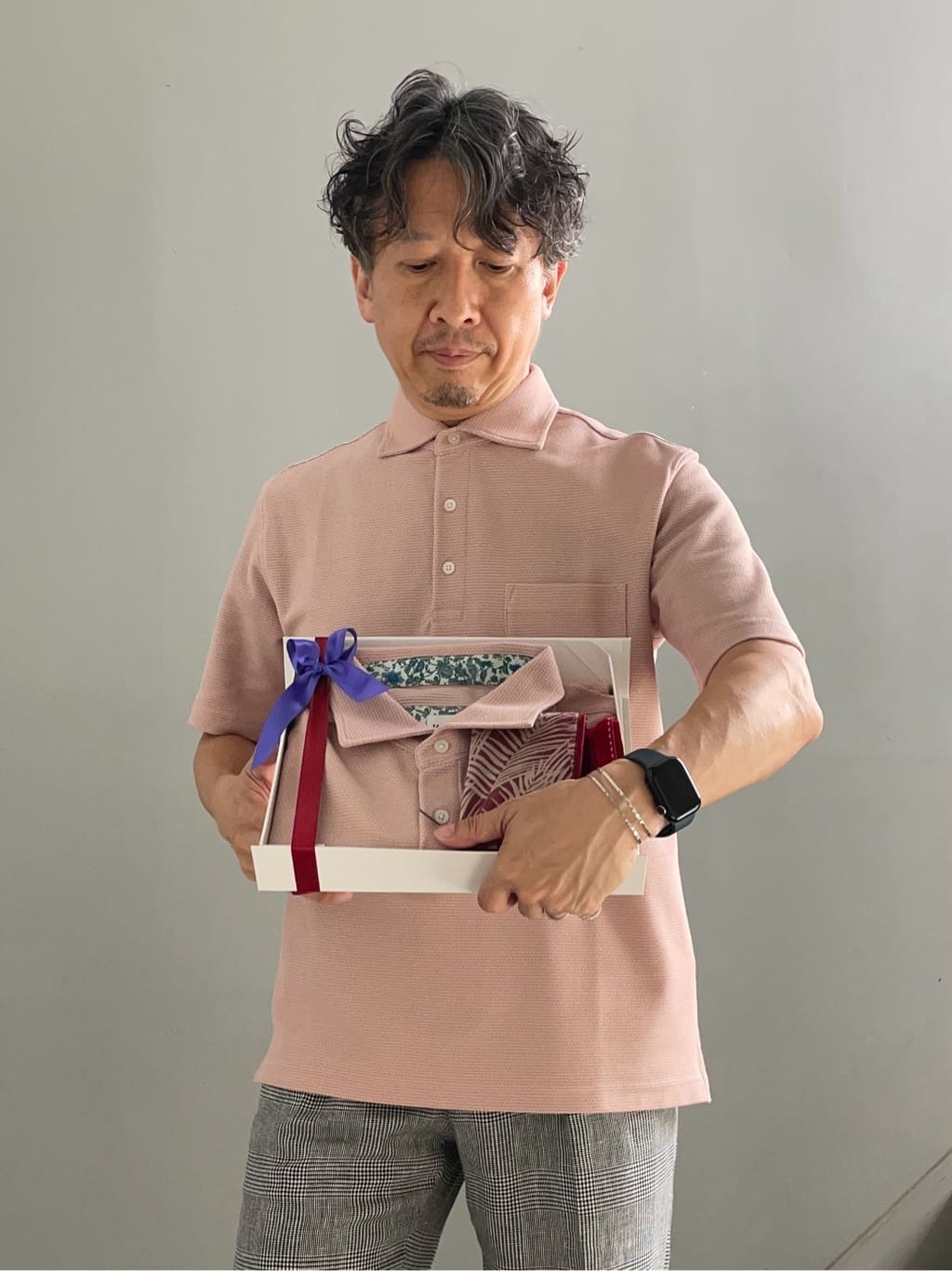 デザイナーTAKEman さんの「TAKEO KIKUCHI｜【抗菌防臭／9色5サイズ展開】ハニカムメランジ ポロシャツ」を使ったコーディネート