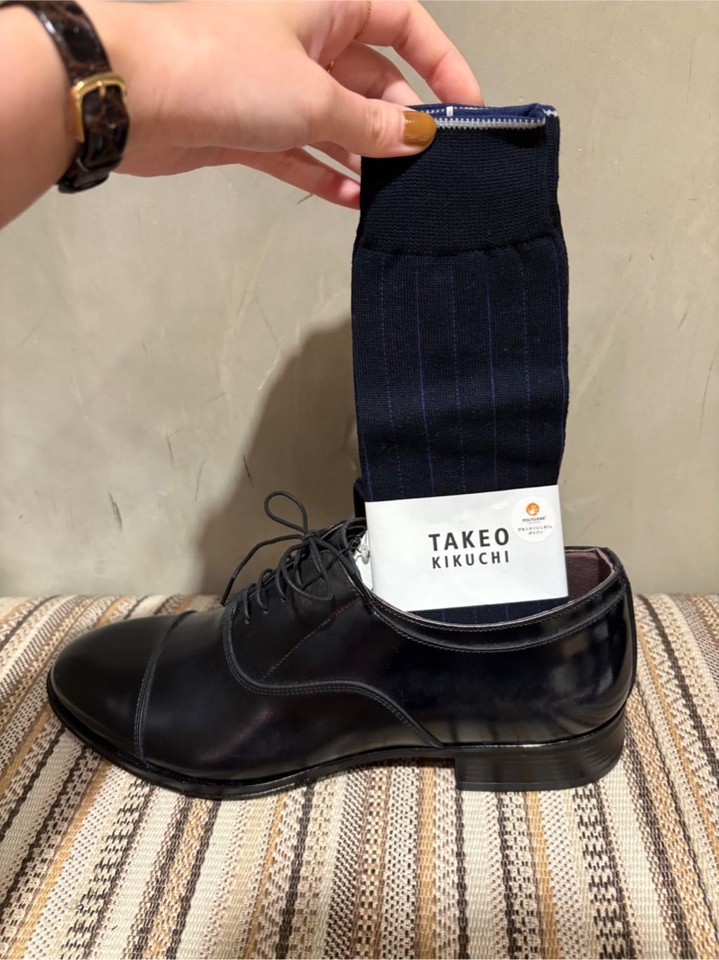 s___sさんの「TAKEO KIKUCHI｜【抗菌防臭/日本製】ストライプ ドレスソックス」を使ったコーディネート