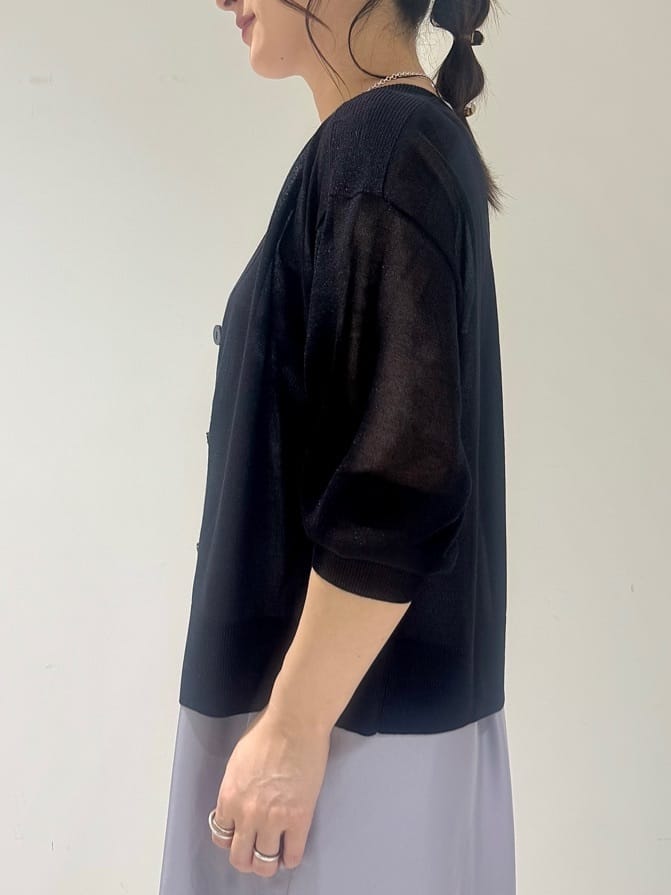 そんさんの「INDIVI｜【洗える／レイヤードにも活躍】ペプラムインナートップス」を使ったコーディネート