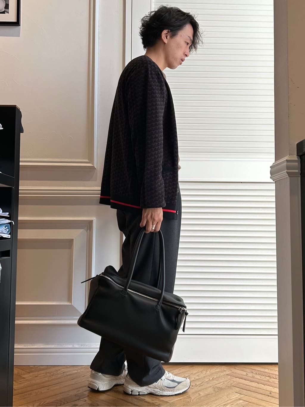 須田　慎二郎さんの「DRESSTERIOR｜」を使ったコーディネート