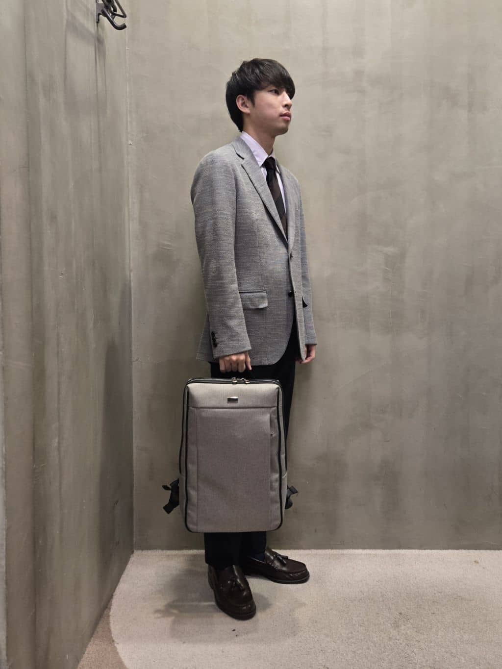 白木駆さんの「TAKEO KIKUCHI｜【Made in JAPAN】市松紋 ドレスシャツ」を使ったコーディネート
