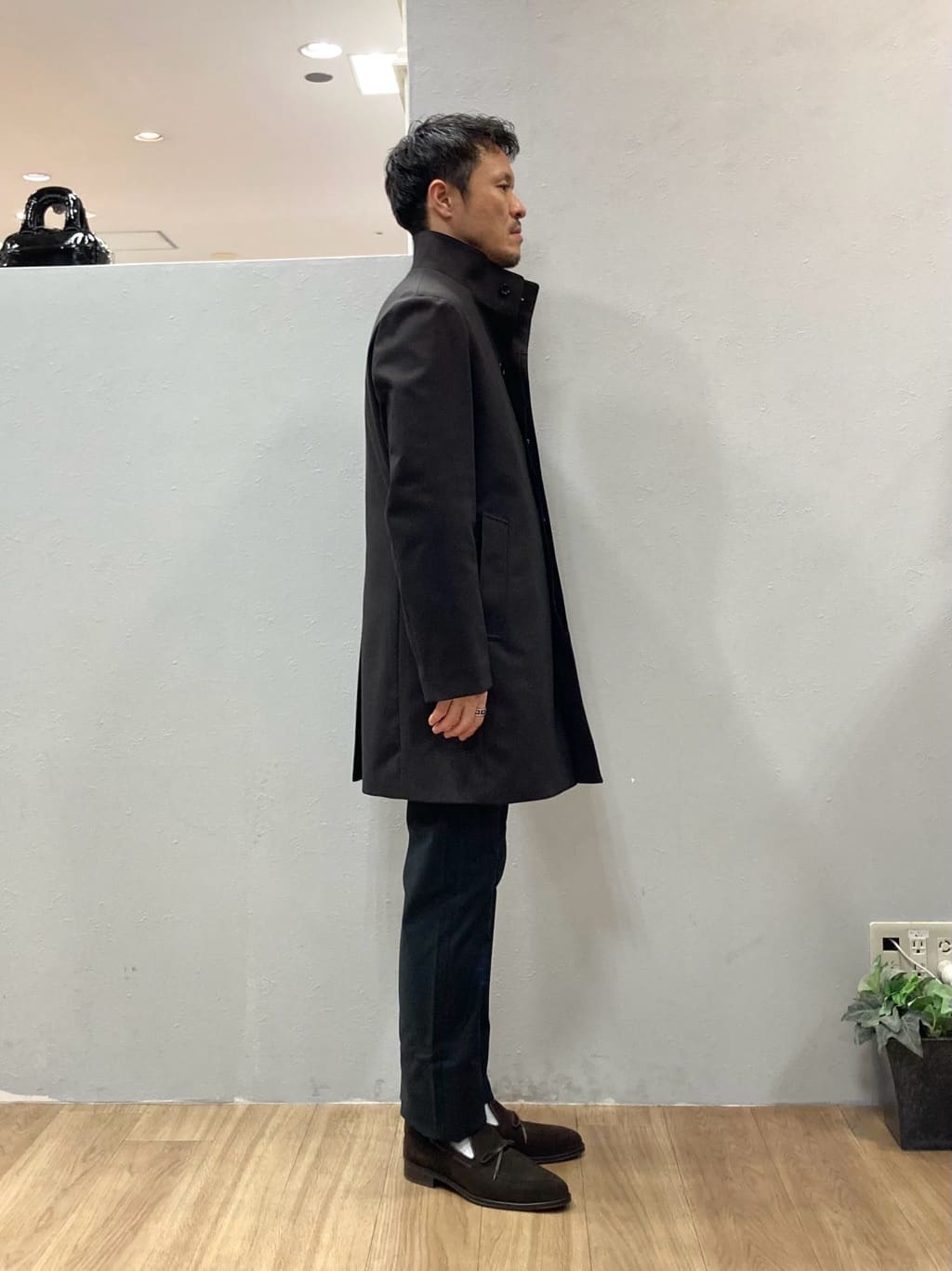 シュンさんの「TAKEO KIKUCHI｜【Made in JAPAN】播州織 ストレッチ パンツ」を使ったコーディネート