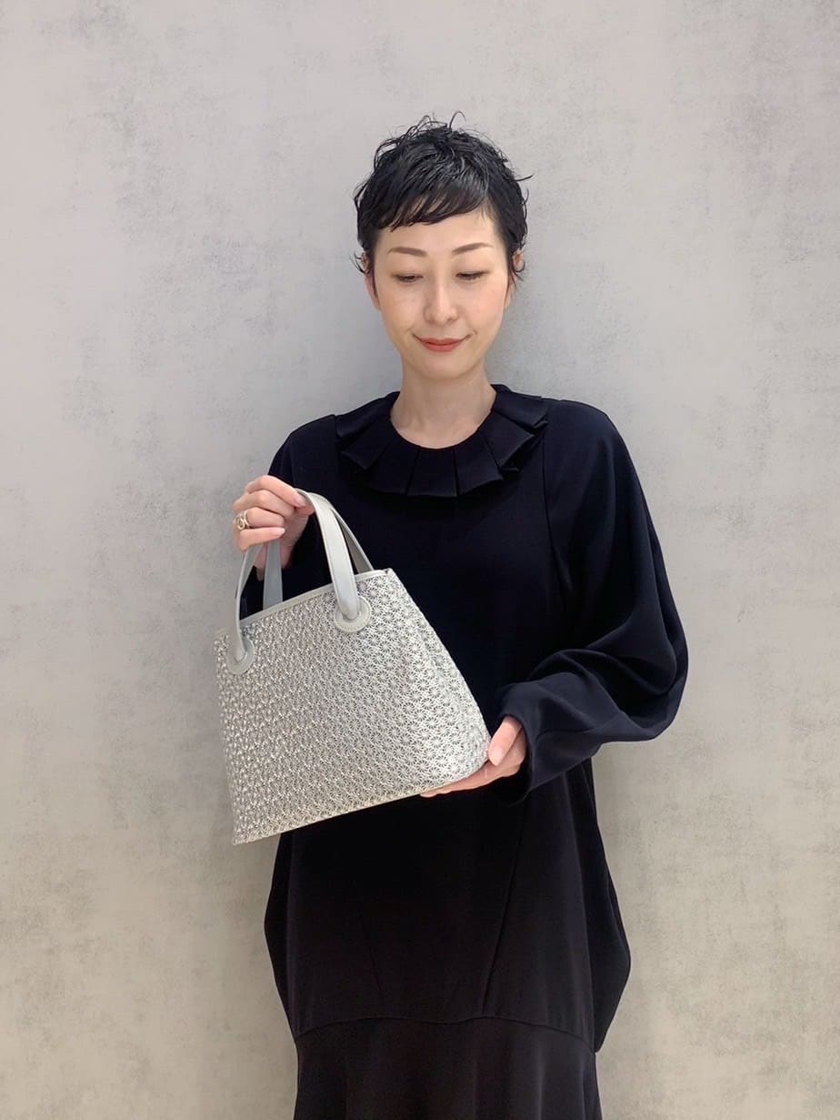 Kさんの「HIROKO HAYASHI｜GIRASOLE（ジラソーレ）2wayショルダーバッグ」を使ったコーディネート