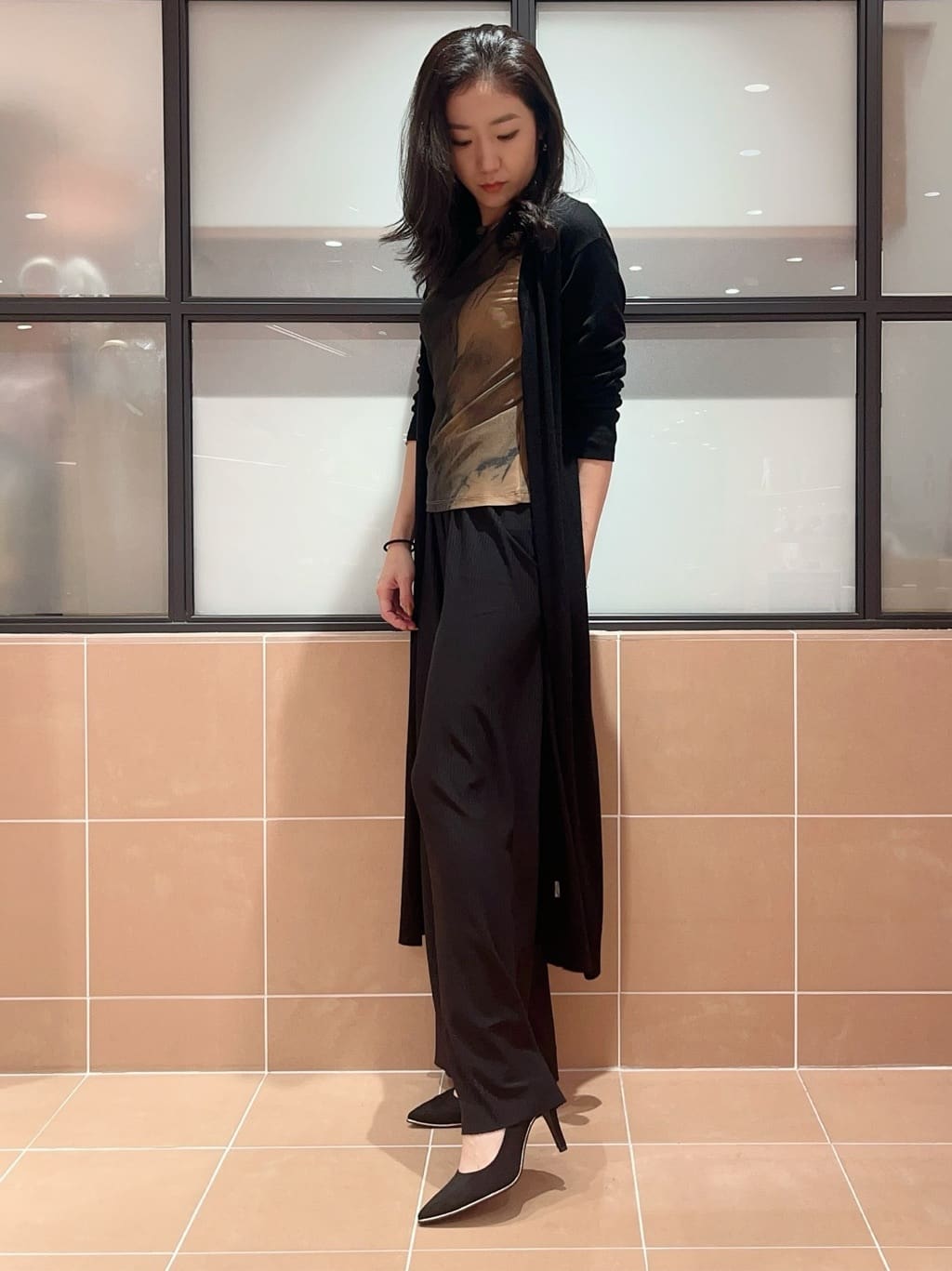 kaoriさんの「ESPERANZA｜【晴雨兼用/12時間パンプス】約8.5cm　歩きやすくて疲れにくい」を使ったコーディネート