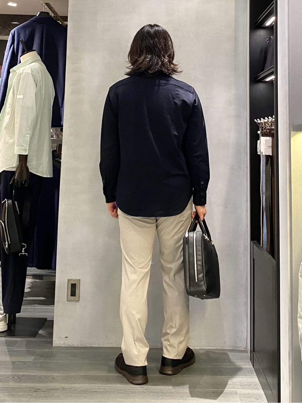 nishiさんの「TAKEO KIKUCHI｜【抗菌防臭/シーズンレス】シアサッカー ジャージシャツ」を使ったコーディネート