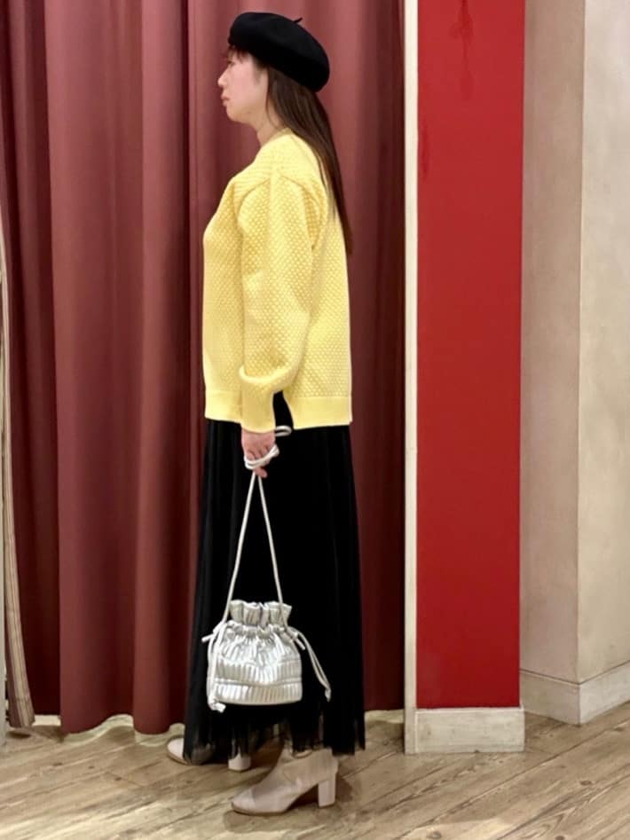 mayuckyさんの「SHOO･LA･RUE｜◆【セレモニーからデイリーまで】女性らしさあふれる チュールスカート」を使ったコーディネート