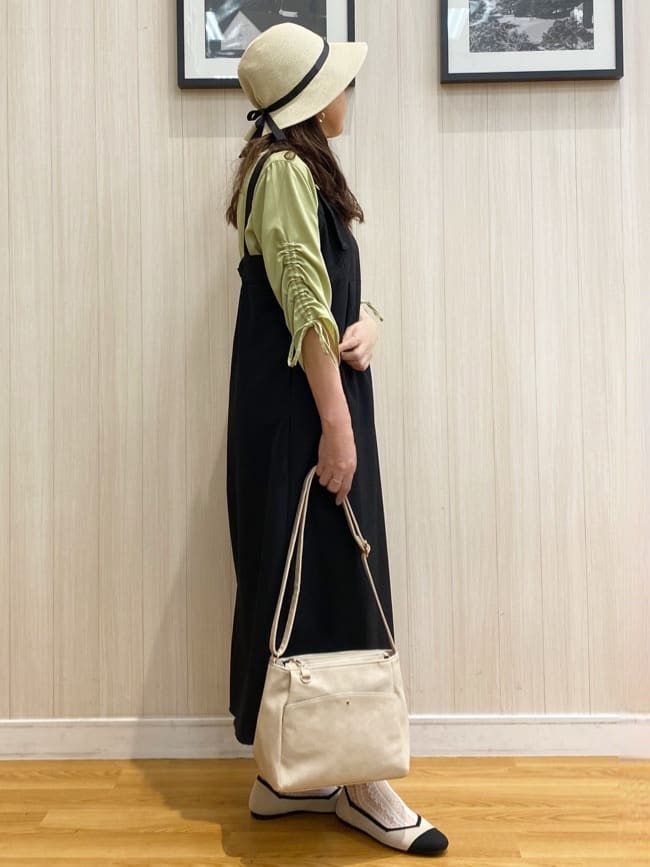 natsuさんの「SHOO･LA･RUE｜◆【高レビュー】洗えてサラサラ ニットパンプス」を使ったコーディネート