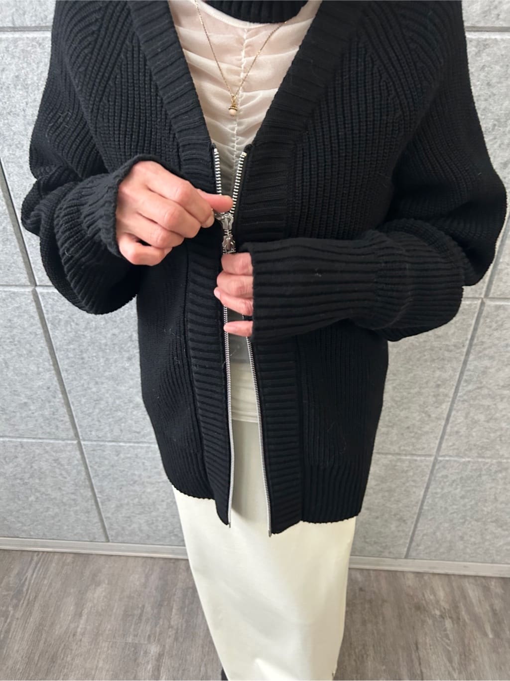 yukoさんの「CODE A｜sheer gathered jersey top」を使ったコーディネート