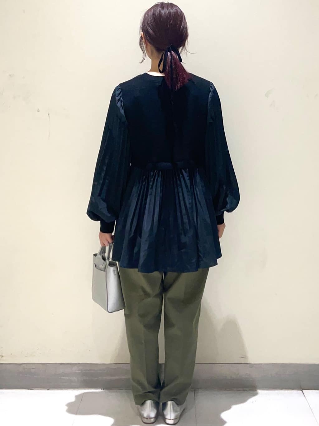 きみさんの「OPAQUE.CLIP｜ストレッチベイカーパンツ／オーガニックコットン混【洗濯機洗い可／ストレッチ】」を使ったコーディネート