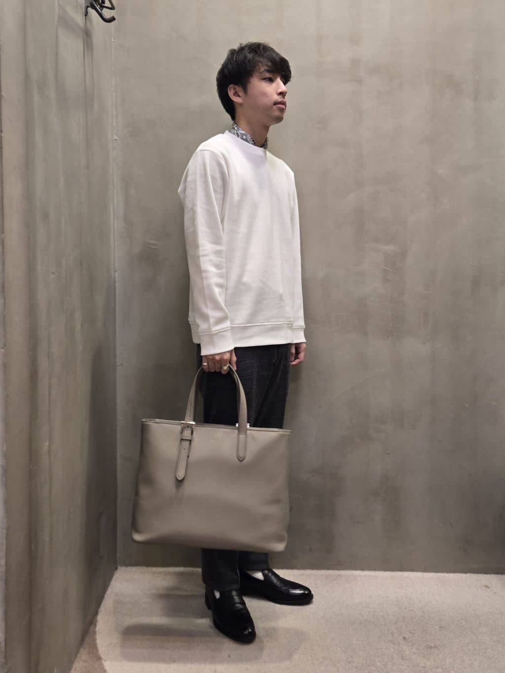 白木駆さんの「TAKEO KIKUCHI｜コインローファー」を使ったコーディネート