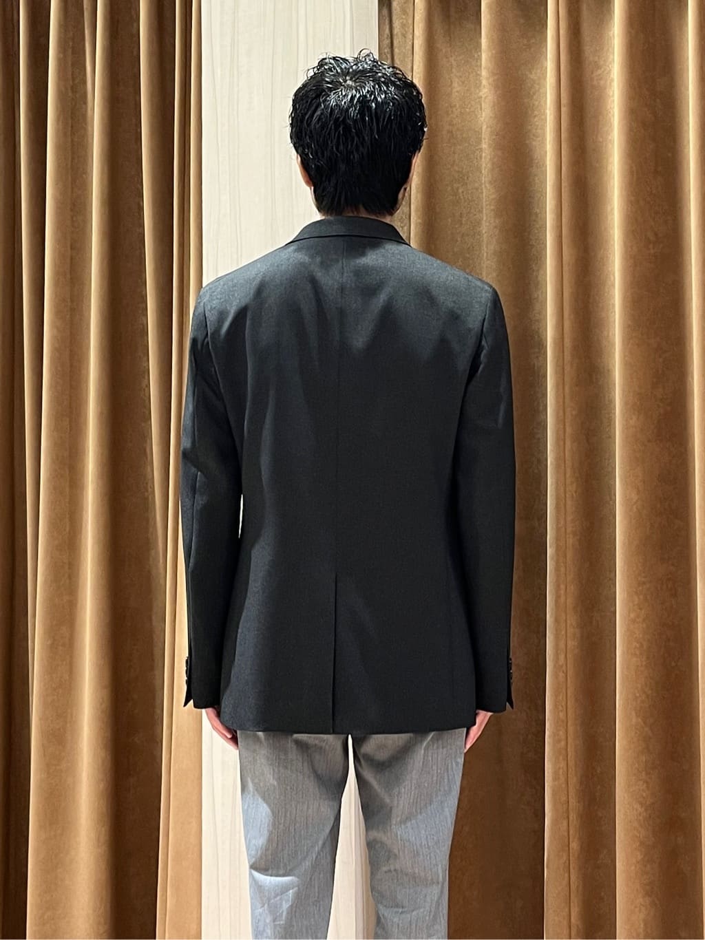 URAさんの「TAKEO KIKUCHI｜【全7サイズ&times;8色展開！】トップマルチヘリンボン パンツ」を使ったコーディネート