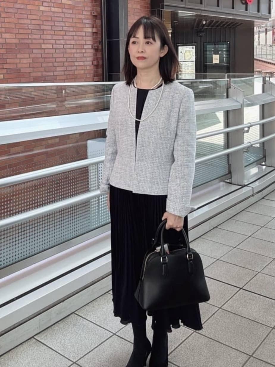 makiさんの「UNTITLED｜【セレモニー】パール調フリークリップネックレス」を使ったコーディネート