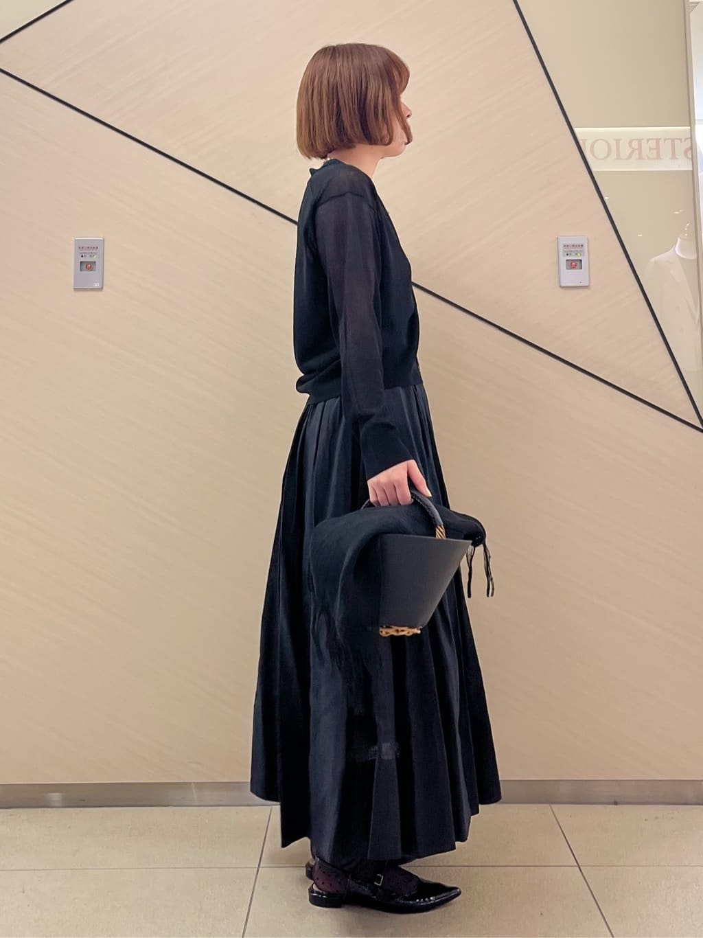 yahataさんの「DRESSTERIOR｜」を使ったコーディネート