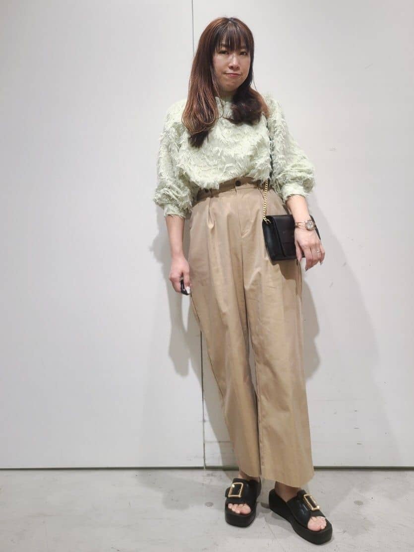 hmさんの「OPAQUE.CLIP｜◆《VERY掲載》フリンジジャカードブラウス【洗濯機洗い可】」を使ったコーディネート