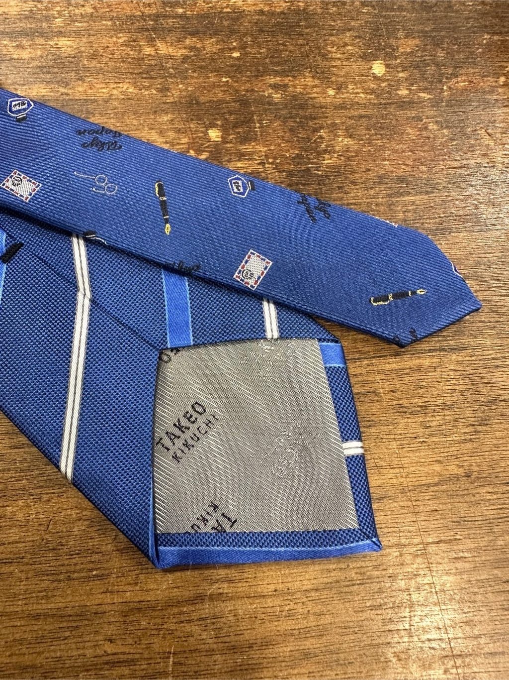Uさんの「TAKEO KIKUCHI｜【Made in JAPAN】ブロード レギュラーカラー ドレスシャツ」を使ったコーディネート