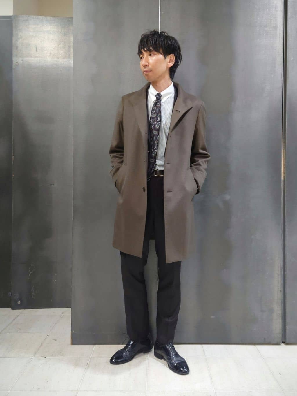 kawamuさんの「TAKEO KIKUCHI｜【ウールカシミヤブレンド】ビーバー調 スタンドカラー コート」を使ったコーディネート