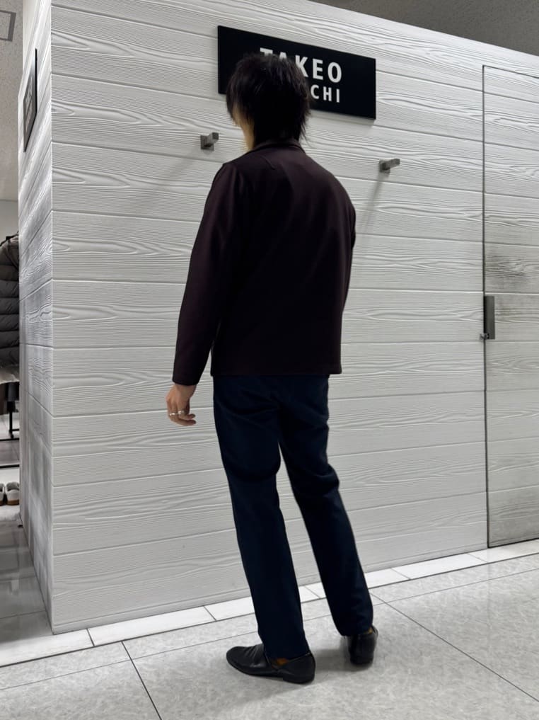井出恭輔さんの「TAKEO KIKUCHI｜【DOWN FABRIC】ダウンファブリック スタンドカラーブルゾン」を使ったコーディネート
