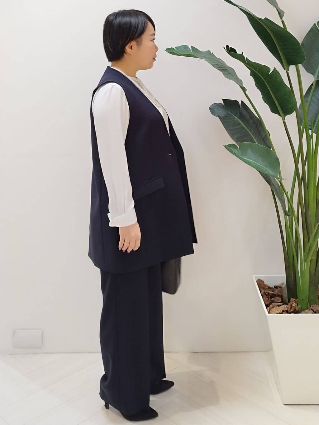 s u g iさんの「UNTITLED｜【セレモニー】パール調フリークリップネックレス」を使ったコーディネート