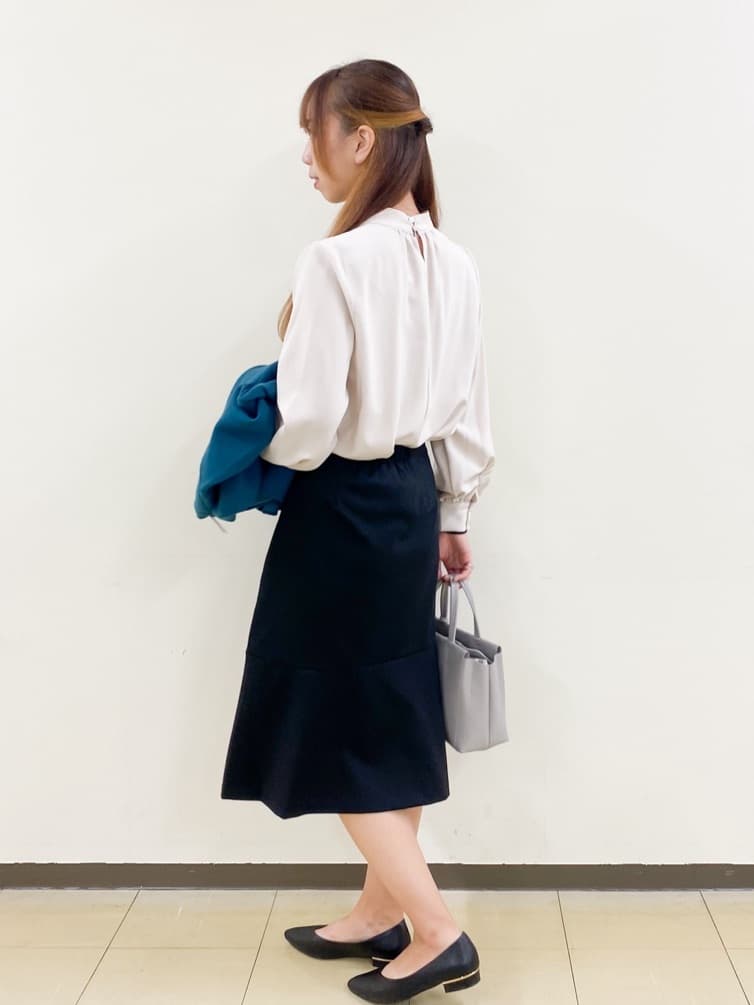 yurinaさんの「index｜《5色展開／S-LLサイズ》ストレッチマーメイドスカート／セットアップ対応【洗濯機洗い可／イージーケ」を使ったコーディネート