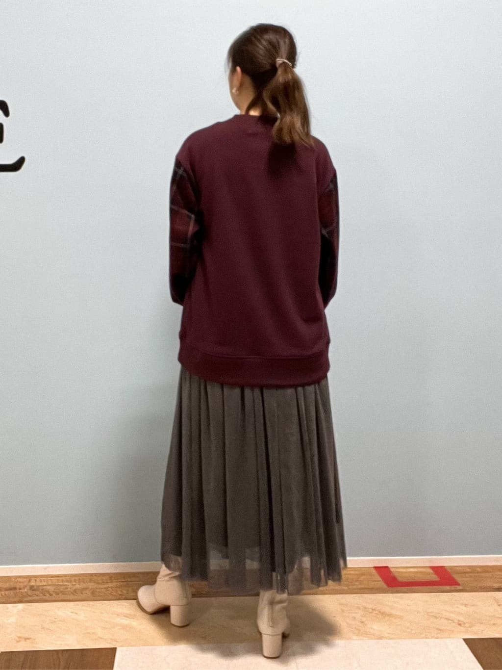 Naaatsuさんの「SHOO･LA･RUE｜◆【セレモニーからデイリーまで】女性らしさあふれる チュールスカート」を使ったコーディネート
