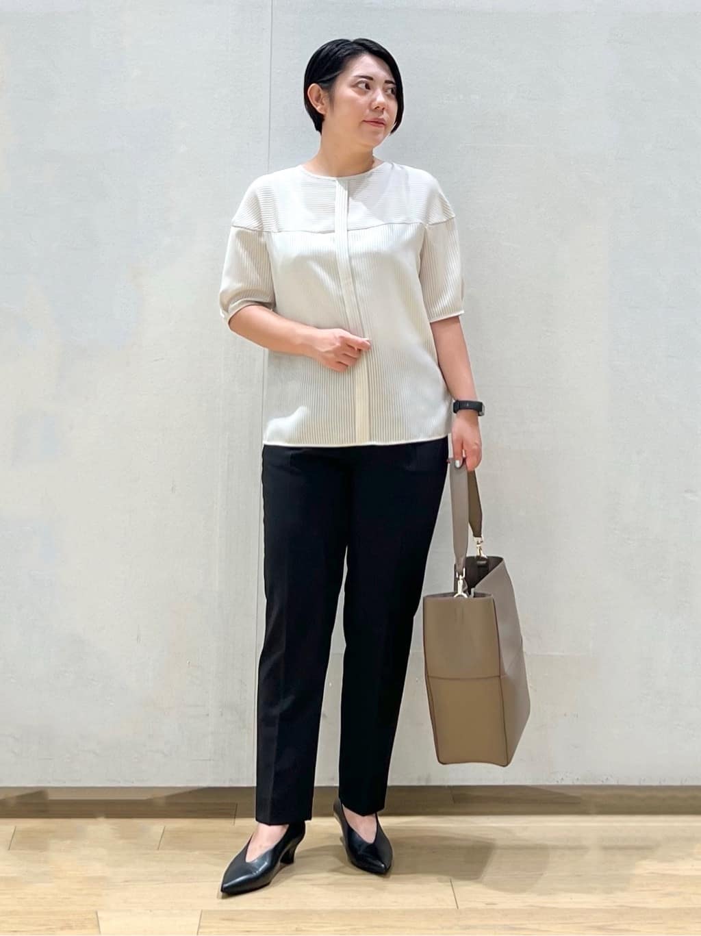 shimaさんの「INDIVI｜【洗える/通勤/UVケア/日本製】ストレッチテーラードジャケット」を使ったコーディネート
