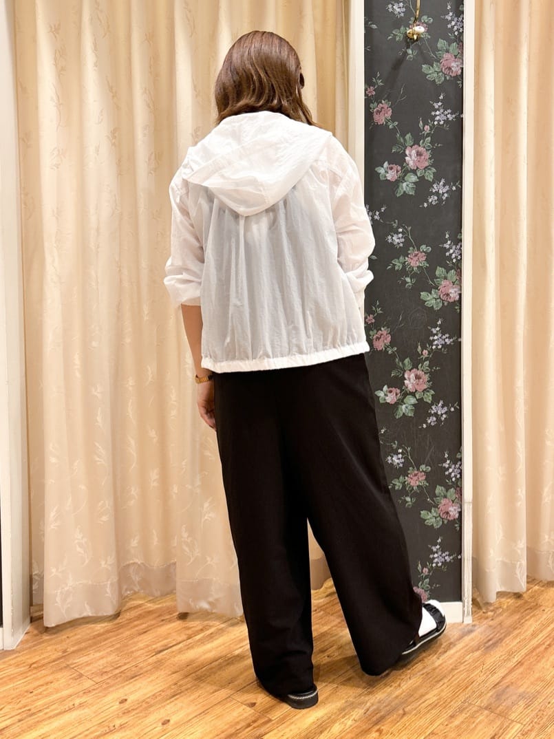 りぃさんの「SHOO･LA･RUE｜」を使ったコーディネート
