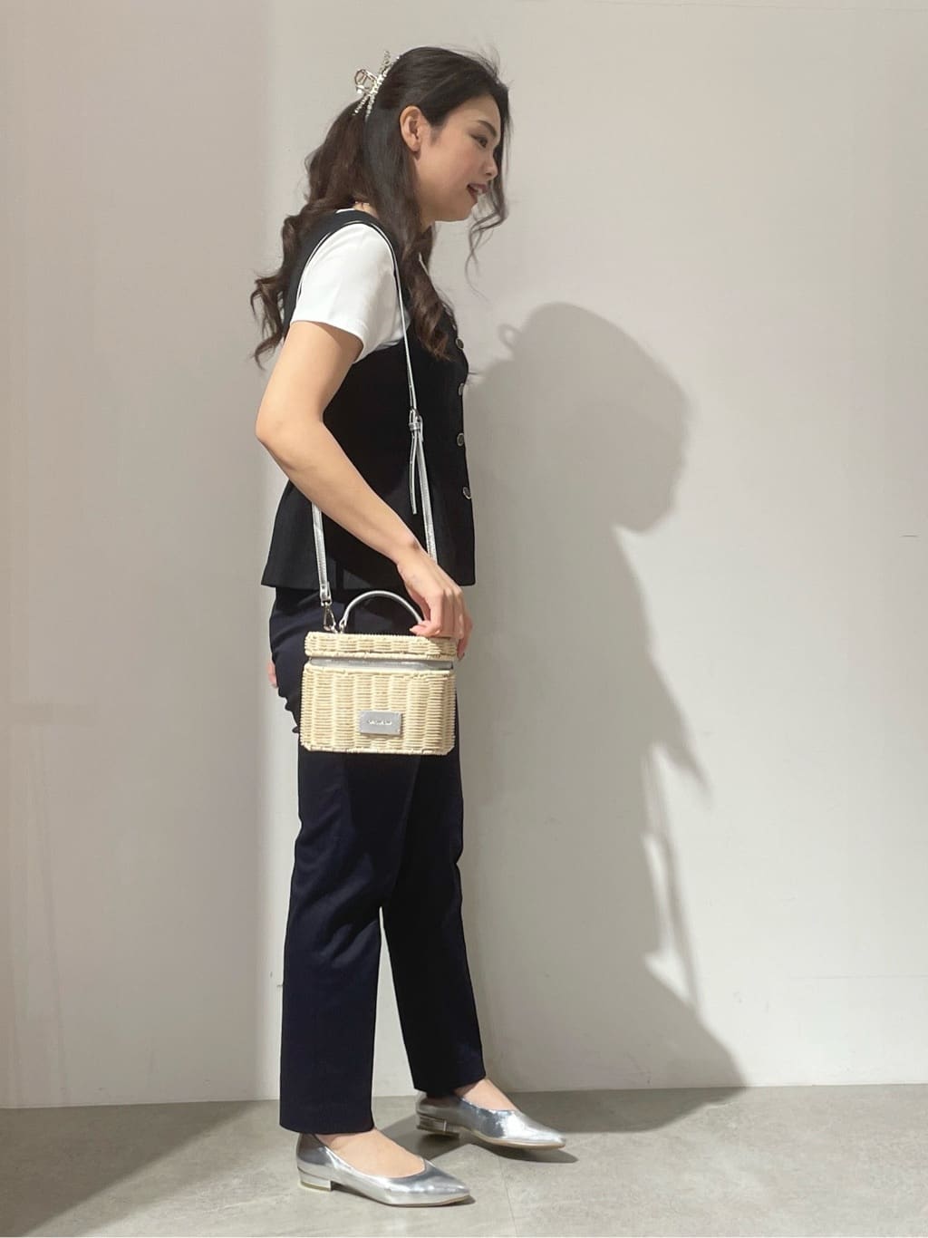 kanahoさんの「OPAQUE.CLIP｜◆【2WAY】ラタンバニティショルダーバッグ」を使ったコーディネート