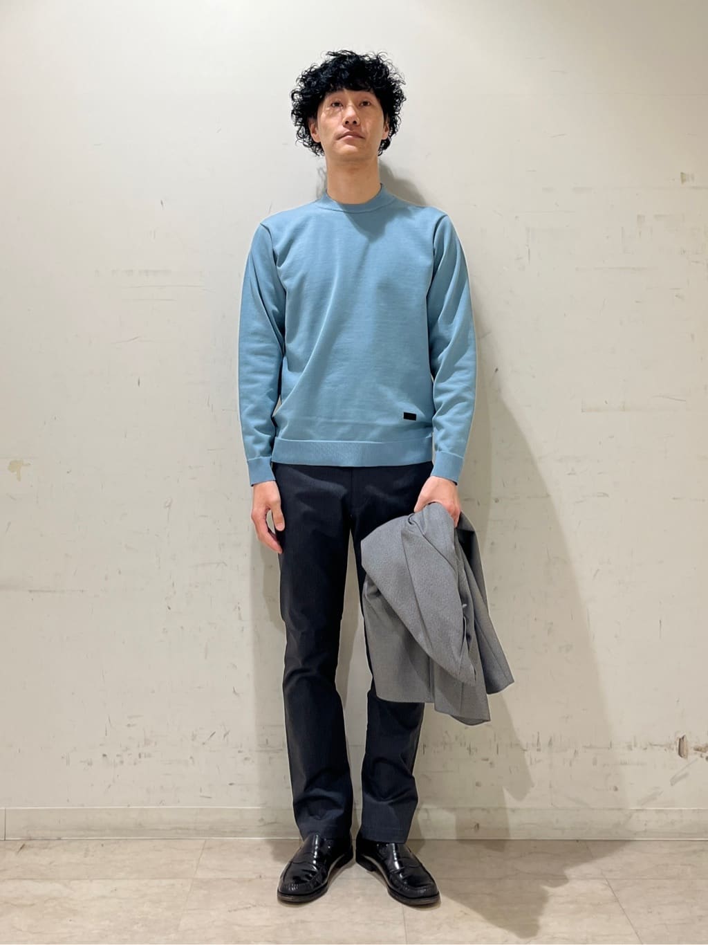 mutoさんの「TAKEO KIKUCHI｜【全7サイズ&times;8色展開！】トップマルチヘリンボン パンツ」を使ったコーディネート