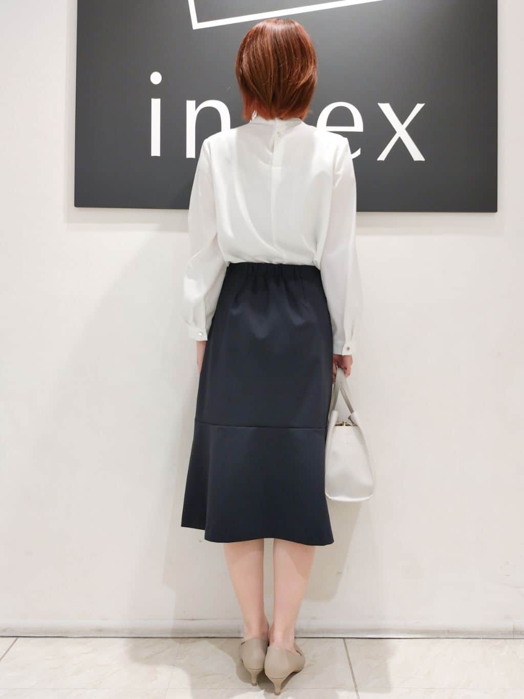 n.さんの「index｜《5色展開／S-LLサイズ》ストレッチマーメイドスカート／セットアップ対応【洗濯機洗い可／イージーケ」を使ったコーディネート