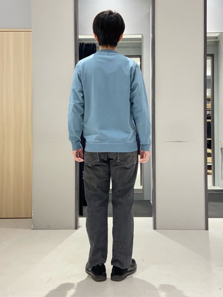 わいずみさんの「TAKEO KIKUCHI｜【モンスターストレッチ】日本製 ウォッシュド デニムパンツ」を使ったコーディネート