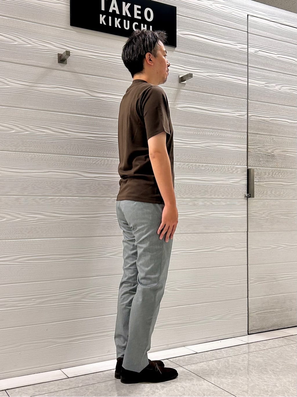 すーさんの「TAKEO KIKUCHI｜【全7サイズ&times;8色展開！】トップマルチヘリンボン パンツ」を使ったコーディネート
