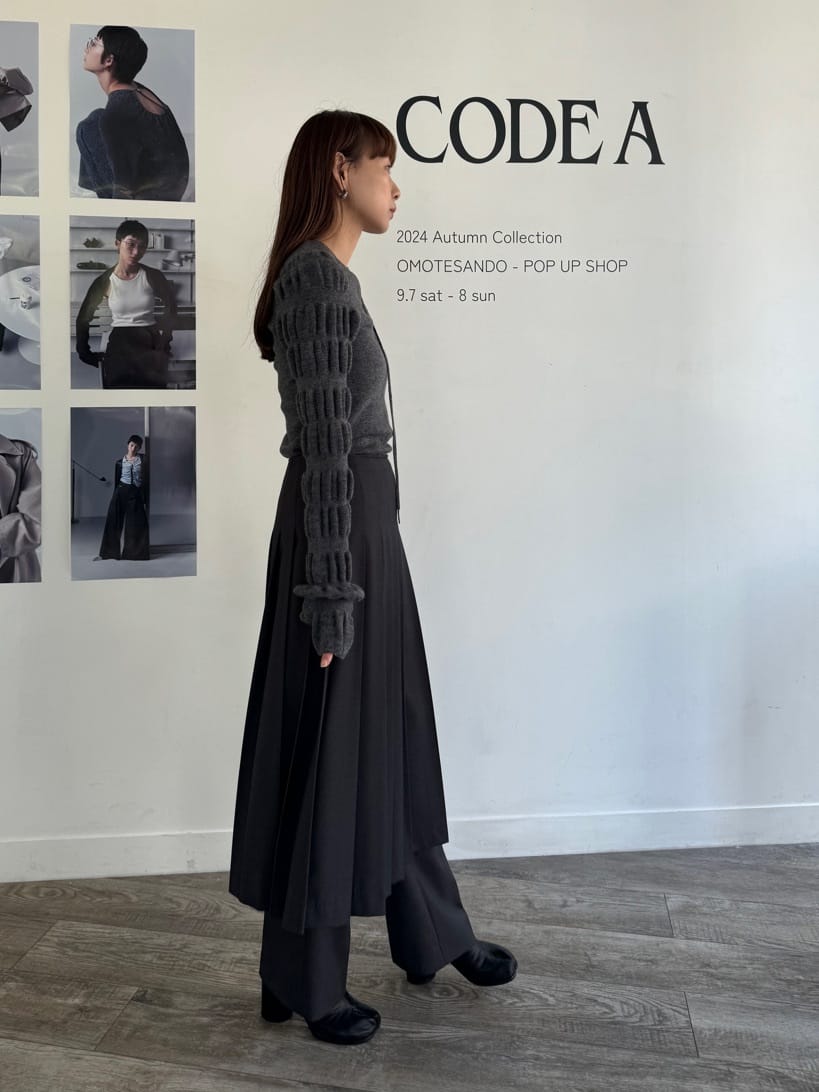 designer yukaさんの「CODE A｜gathered sleeves knit」を使ったコーディネート