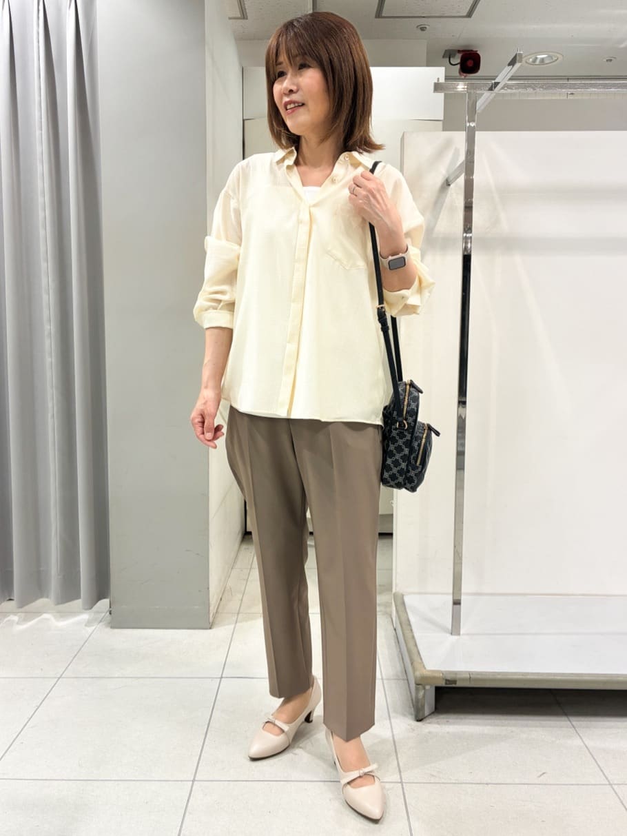 たみちゃんさんの「Reflect｜◆【マシンウォッシュ可】3WAYシアーシャツブラウス」を使ったコーディネート